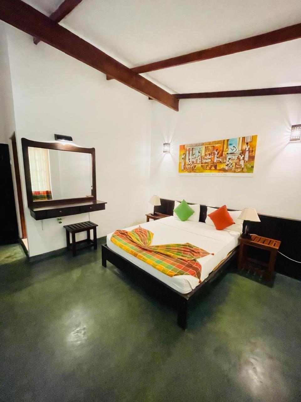 Royal Retreat, Sigiriya 5 Mins To Sigiriya Rock Ξενοδοχείο Εξωτερικό φωτογραφία